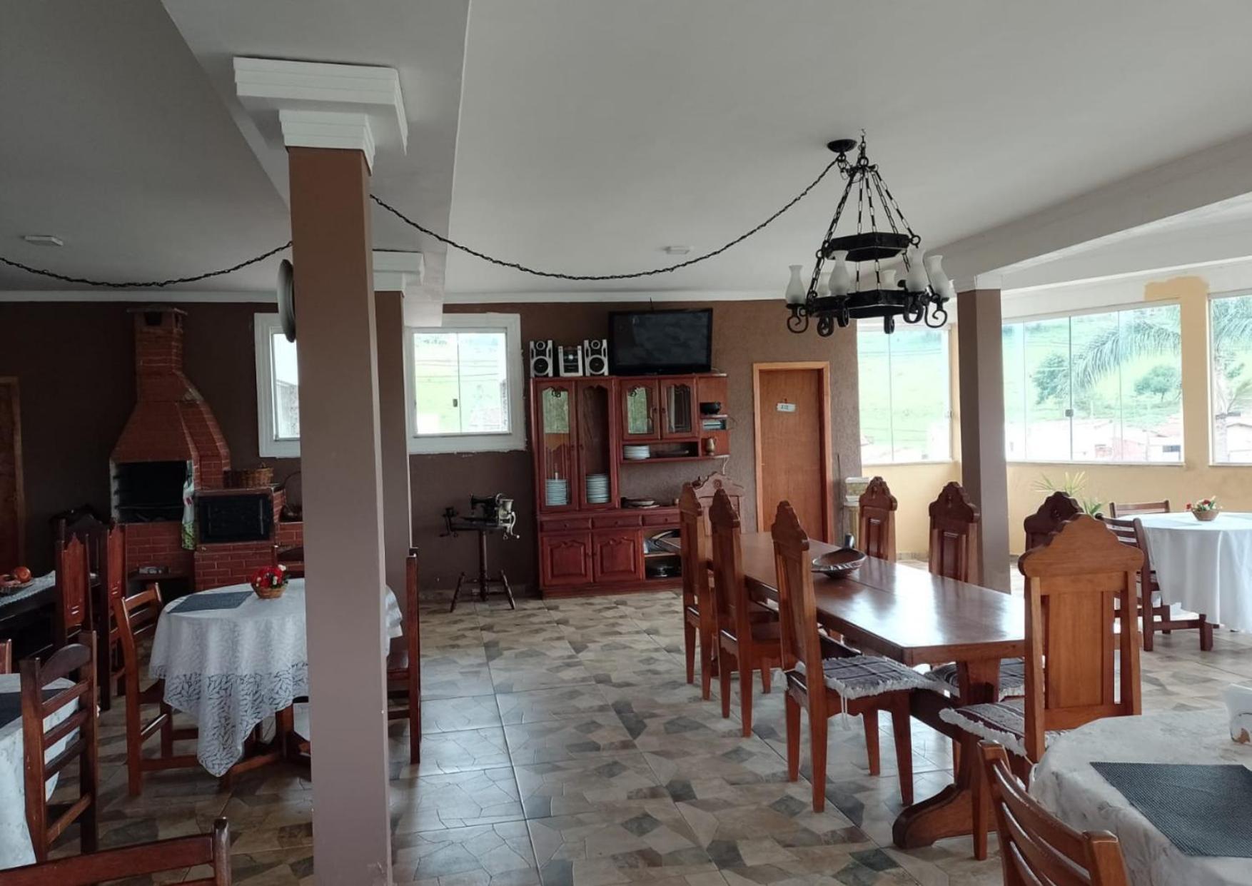 Hotel Avenida Pardinho Екстер'єр фото