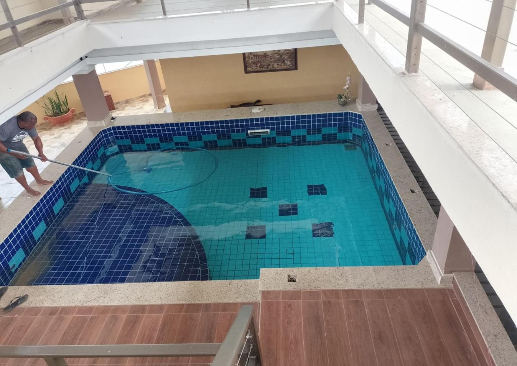 Hotel Avenida Pardinho Екстер'єр фото